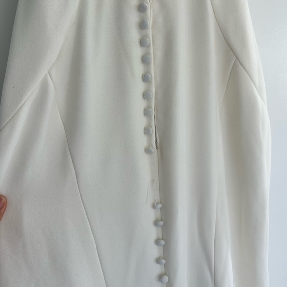 Modest sheath wedding dress with keyhole back - Picture 8 of 13